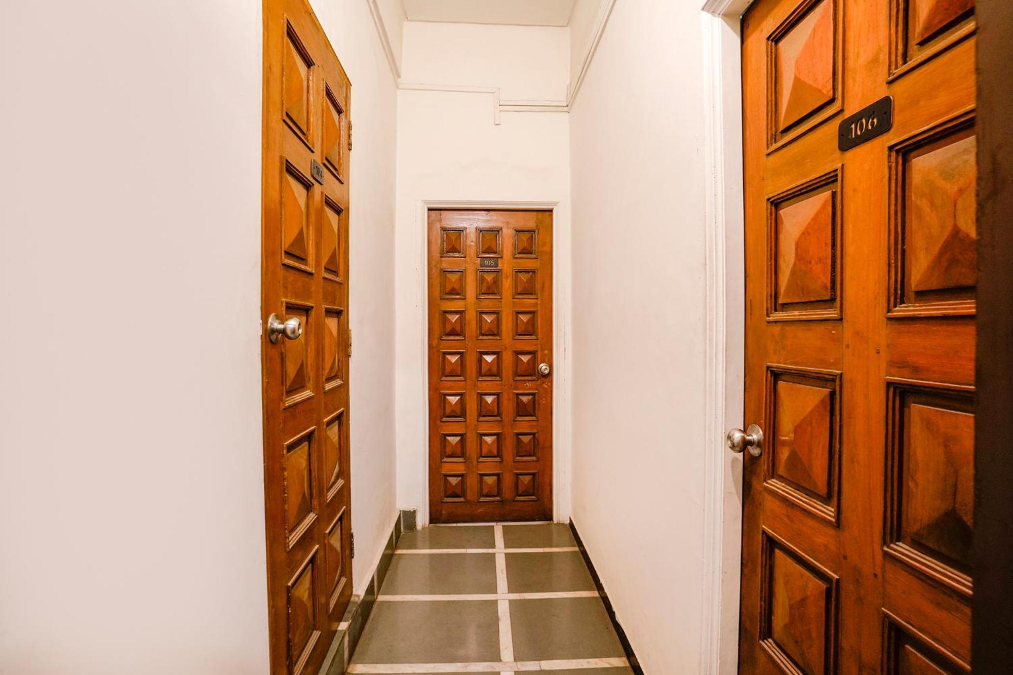 Fabhotel Saubhagya Inn Nashik Exteriör bild